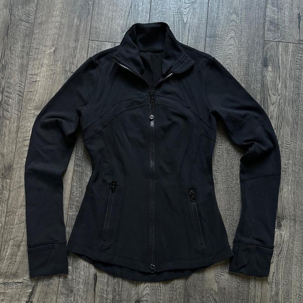 Tight Black Compression Lululemon Define Zip Up Workout Yoga Jacket
